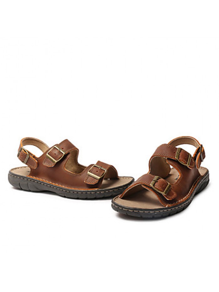 Men's Shoes Outdoor / Athletic / Casual Leather Sandals Brown