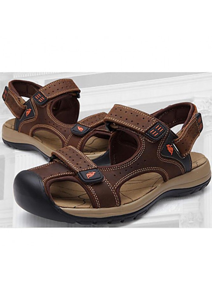 Men's Shoes Outdoor / Office & Career / Casual Leather Sandals Brown