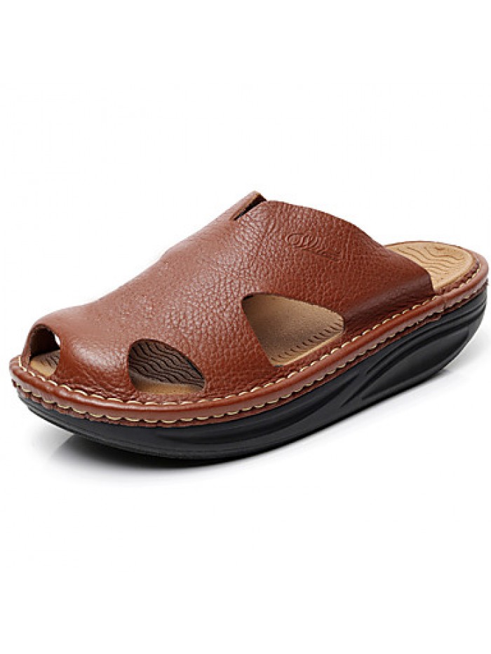 Men's Shoes summer Outdoor / Casual Leather Platform Slippers Black / Brown